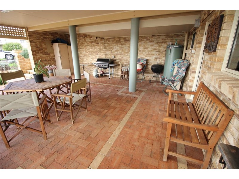 14 Pine Crescent, Coffin Bay SA 5607