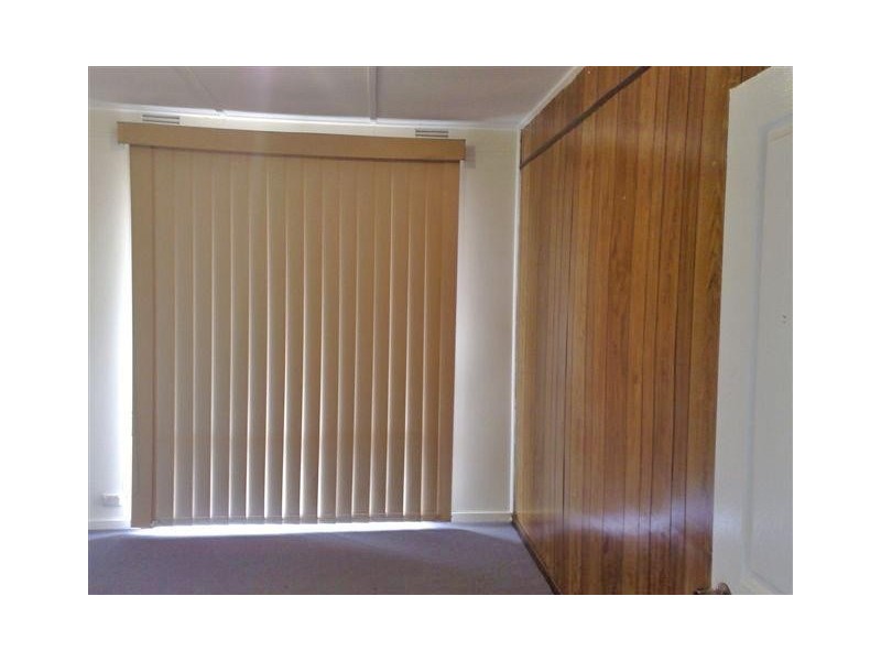 16 Mortlock Street, Cummins SA 5631