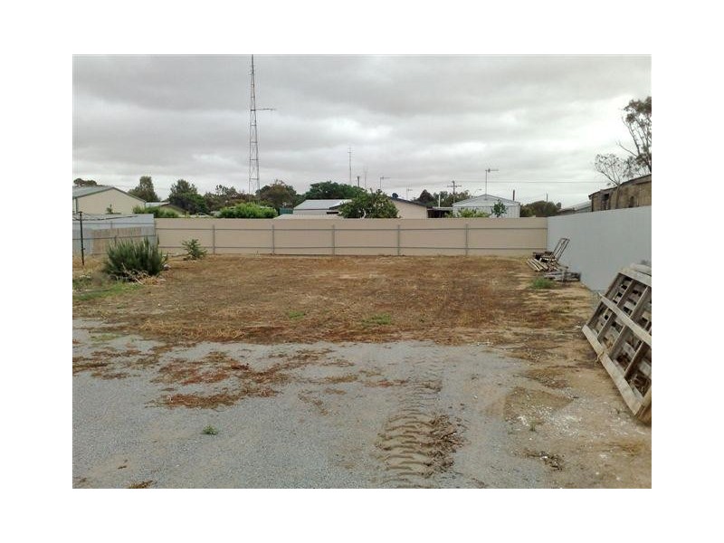 16 Mortlock Street, Cummins SA 5631