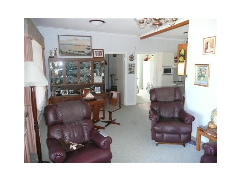 8 Louth Terrace, Louth Bay SA 5607