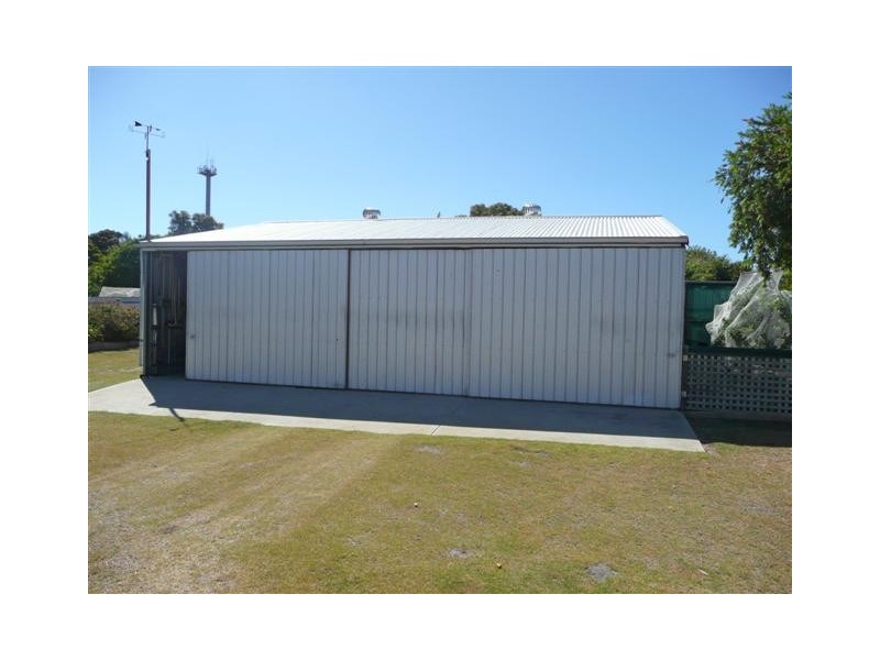 8 Louth Terrace, Louth Bay SA 5607