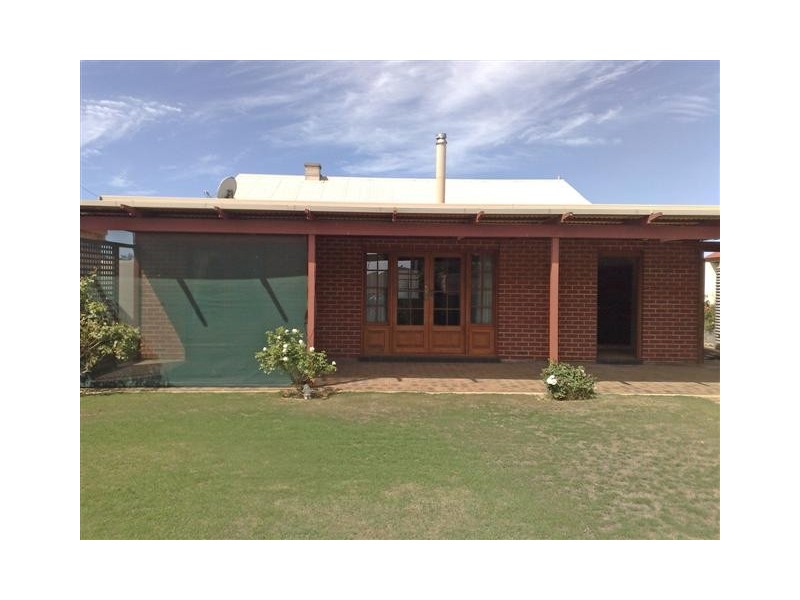 29 Light Road, Cummins SA 5631