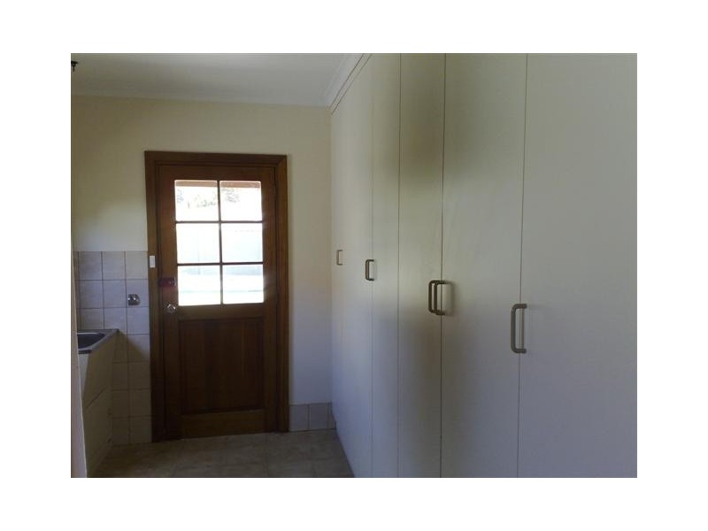 29 Light Road, Cummins SA 5631