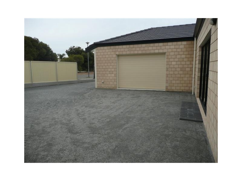 17 Bridge Crescent, Port Lincoln SA 5606