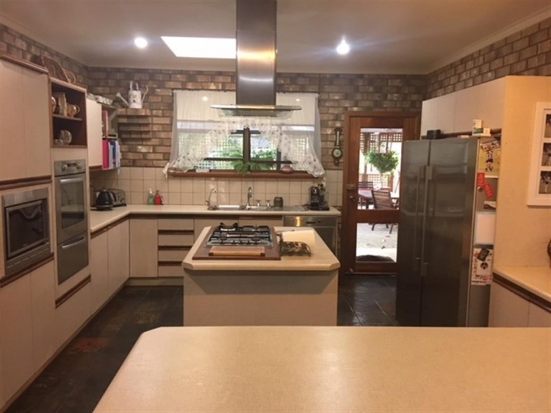 6-8 Cooper Street, Cummins SA 5631