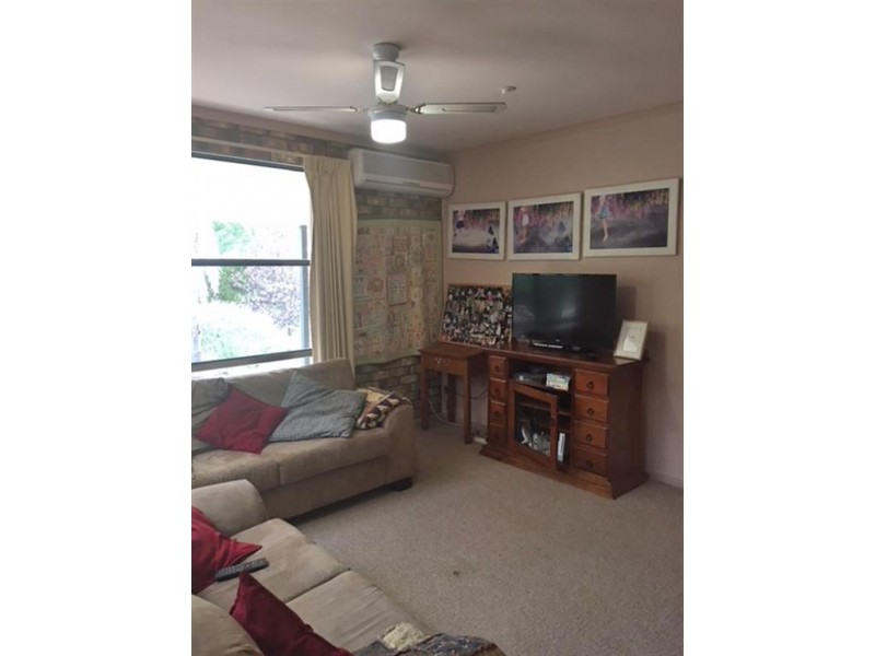 6-8 Cooper Street, Cummins SA 5631