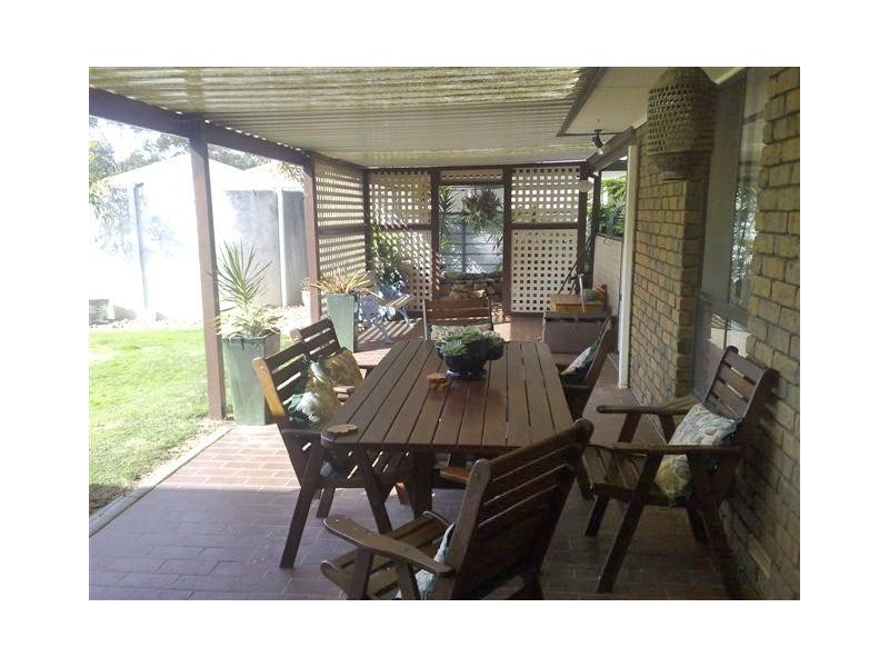 4  Pearson Street, Cummins SA 5631