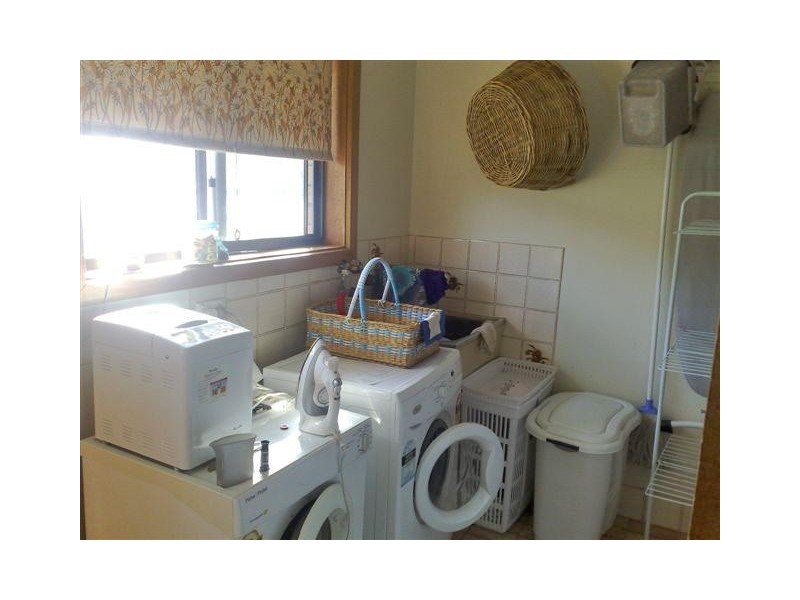 4  Pearson Street, Cummins SA 5631