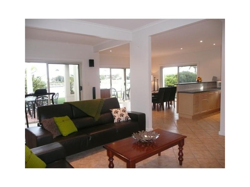 1/ 16B Island Drive, Port Lincoln SA 5606