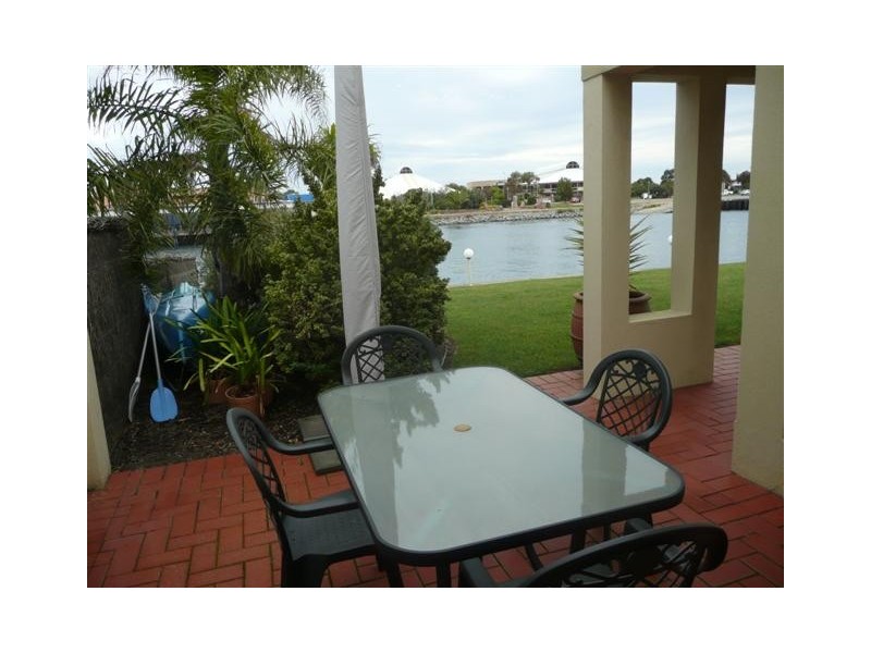 1/ 16B Island Drive, Port Lincoln SA 5606
