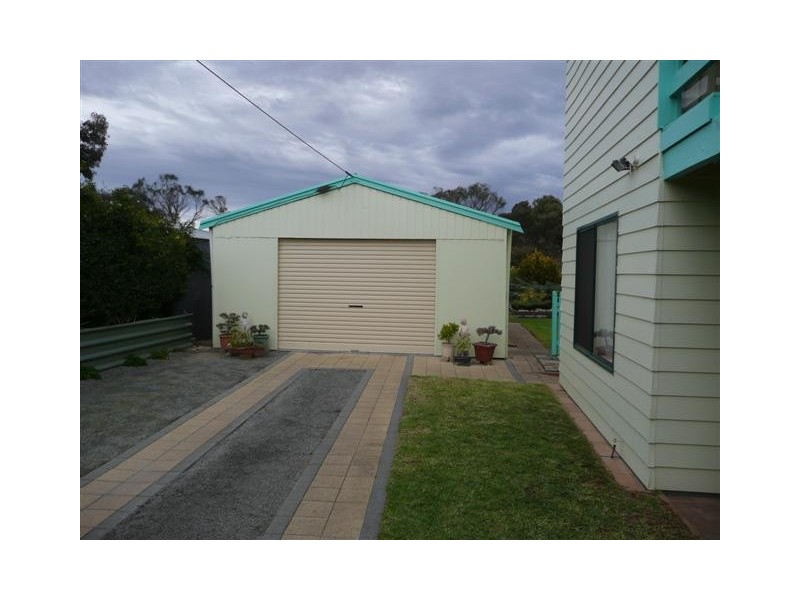 77 Greenly Avenue, Coffin Bay SA 5607