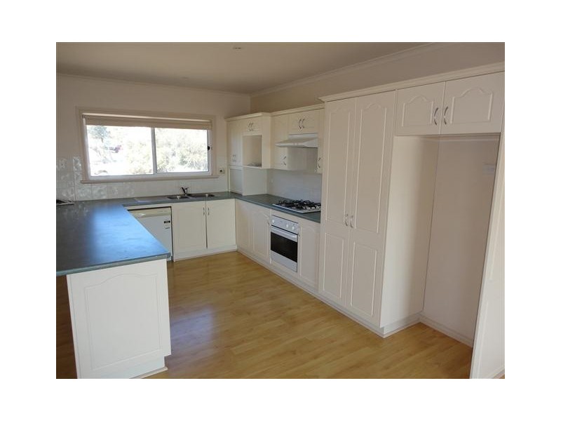 15 Sophie Crescent, Coffin Bay SA 5607