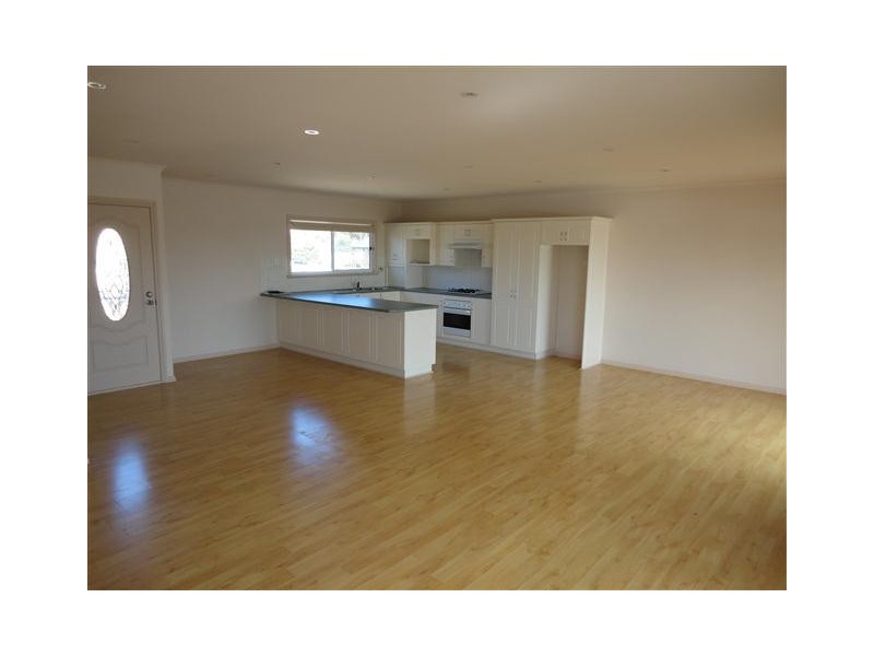 15 Sophie Crescent, Coffin Bay SA 5607