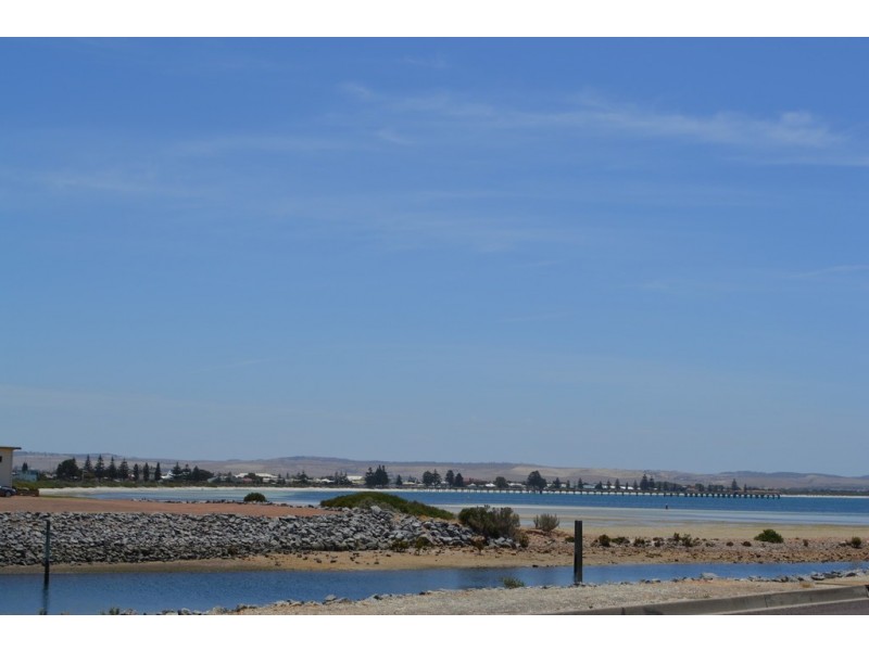 16 Morialta Drive, Tumby Bay SA 5605