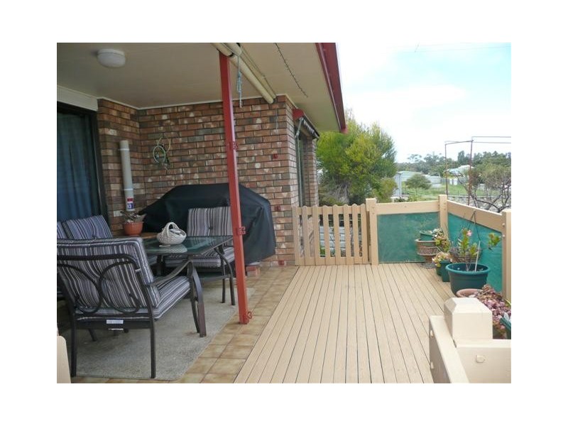 38 Pine Crescent, Coffin Bay SA 5607