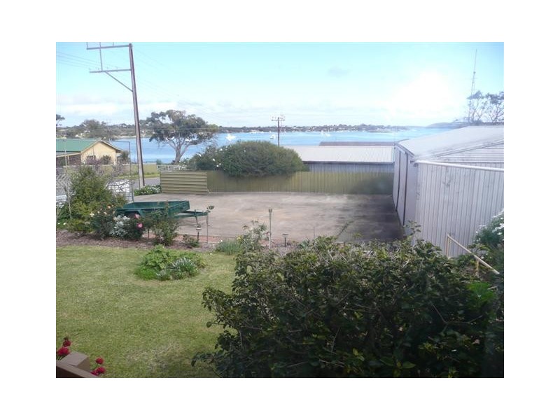 38 Pine Crescent, Coffin Bay SA 5607