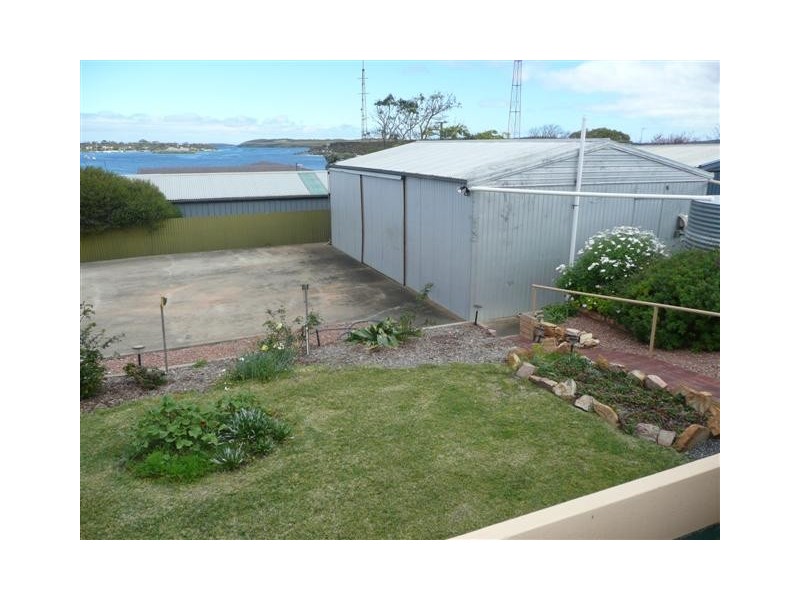 38 Pine Crescent, Coffin Bay SA 5607