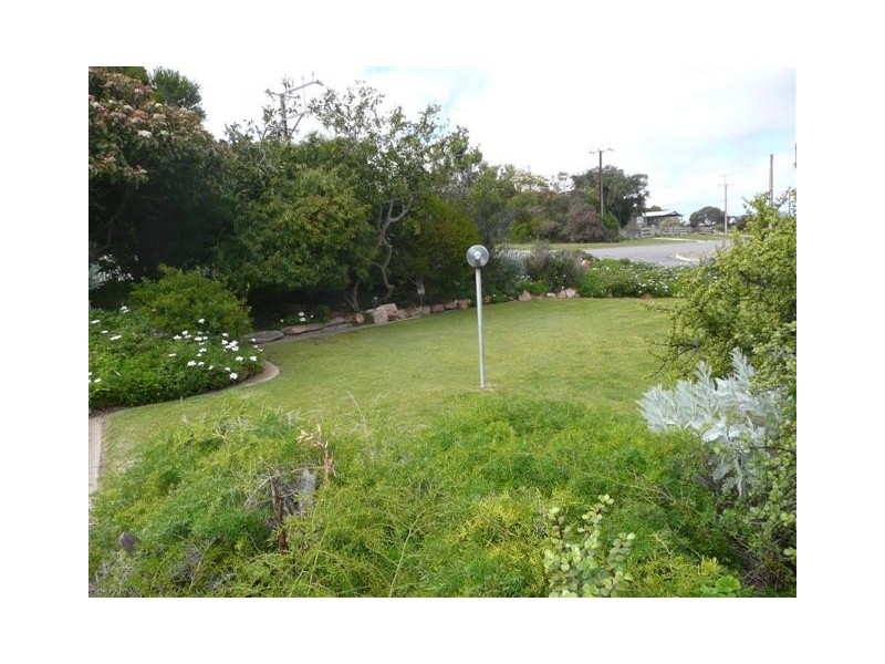 38 Pine Crescent, Coffin Bay SA 5607