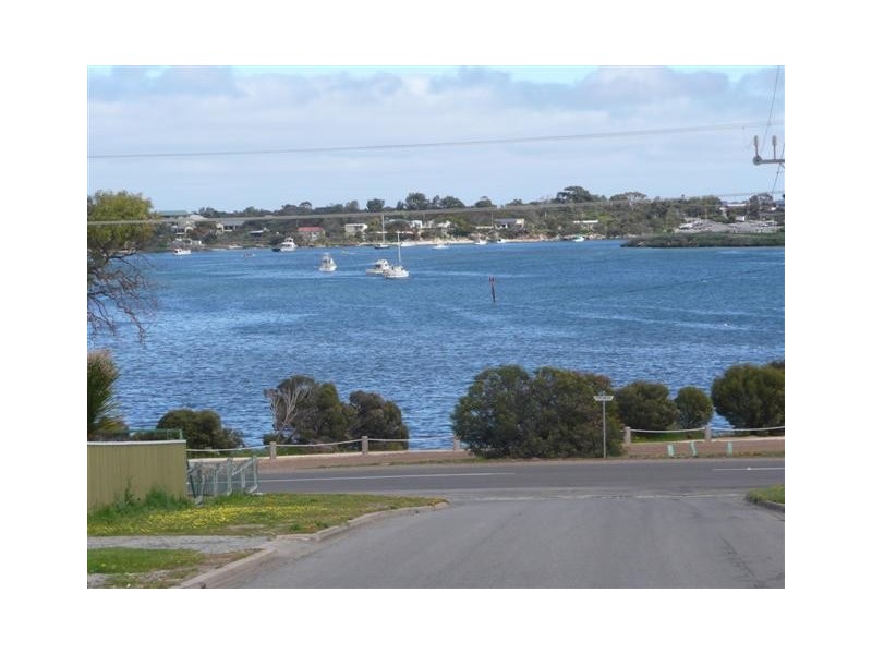 38 Pine Crescent, Coffin Bay SA 5607