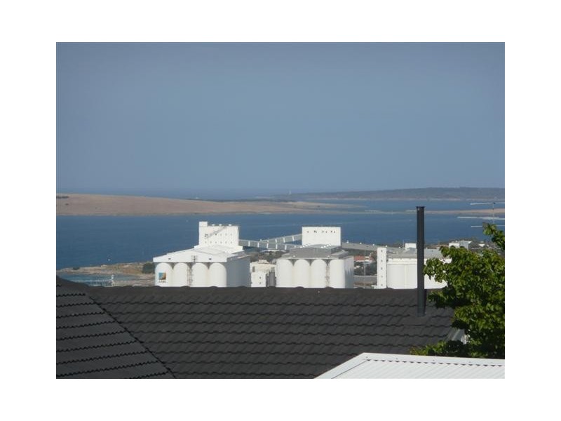 8 Highview Drive, Port Lincoln SA 5606