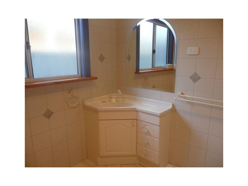 10 Sidney Road, Tumby Bay SA 5605