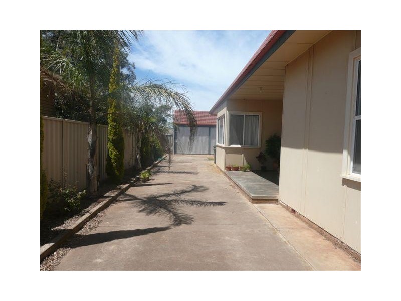 10 Sidney Road, Tumby Bay SA 5605