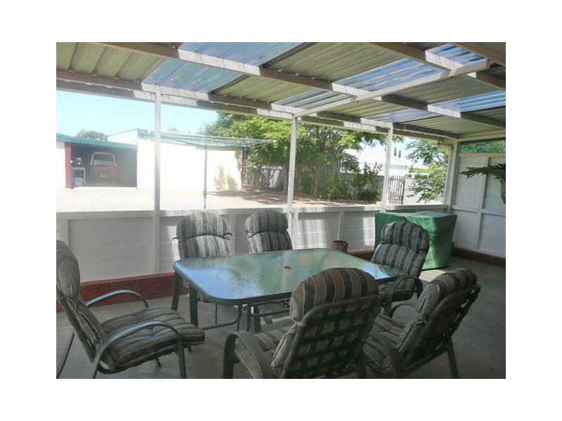 33 Lawrie Street, Tumby Bay SA 5605