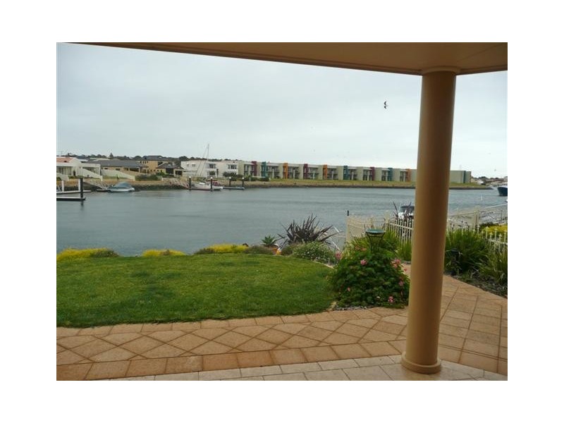1/5 Sailfish Drive, Port Lincoln SA 5606