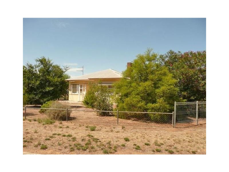 3 Warrow Road, Cummins SA 5631