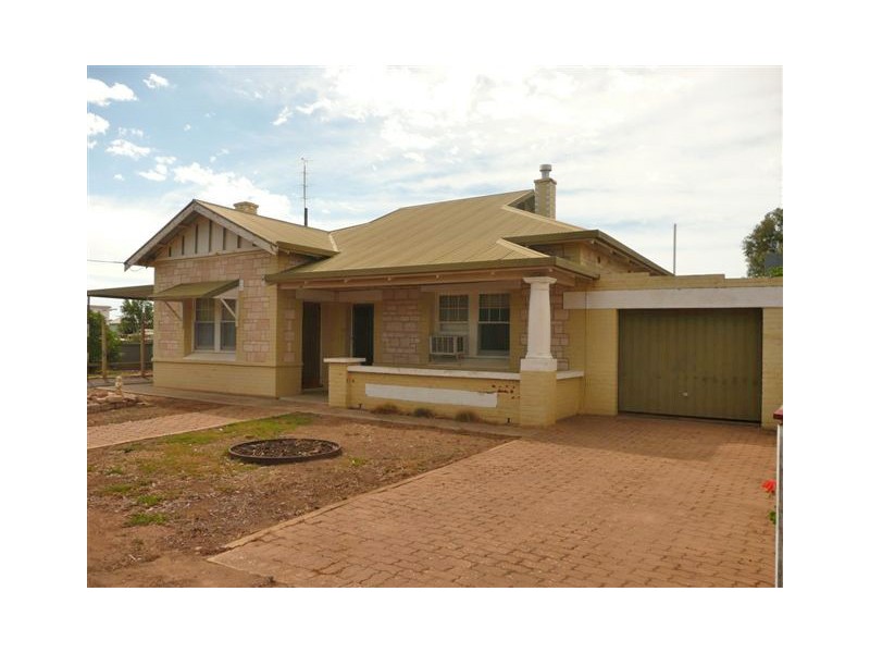 64 Railway Terrace, Cummins SA 5631