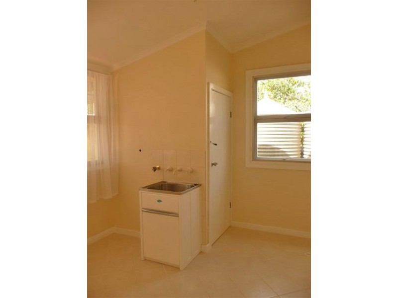 64 Railway Terrace, Cummins SA 5631