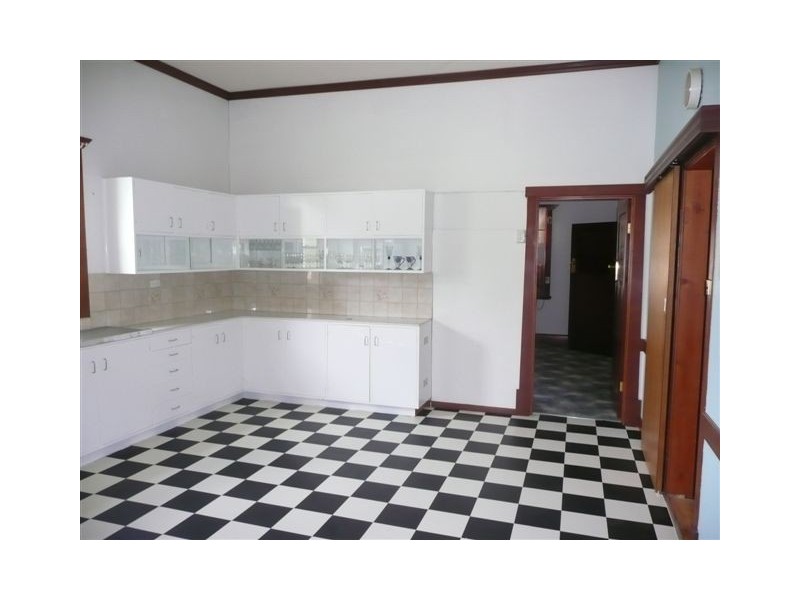 64 Railway Terrace, Cummins SA 5631