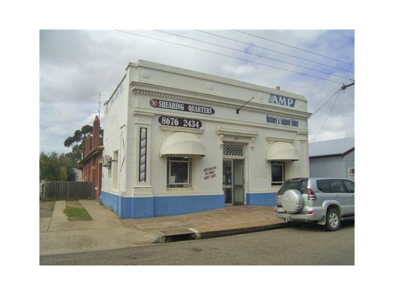 26 Railway Terrace, Cummins SA 5631