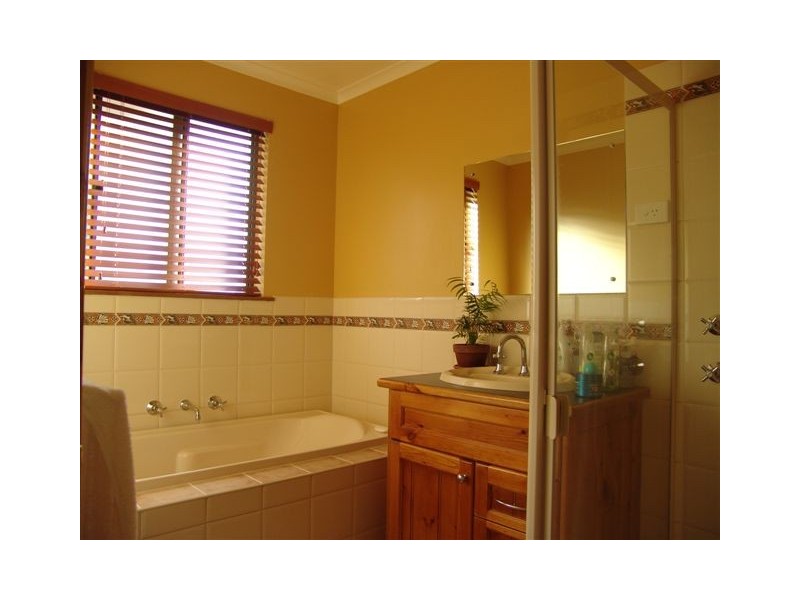 13 Pearson Street, Tumby Bay SA 5605