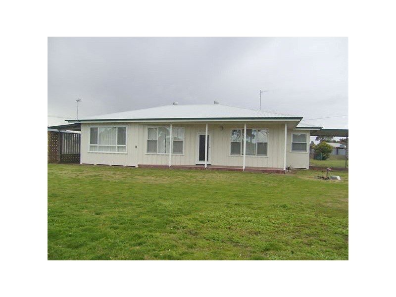 10 Warrow Road, Cummins SA 5631