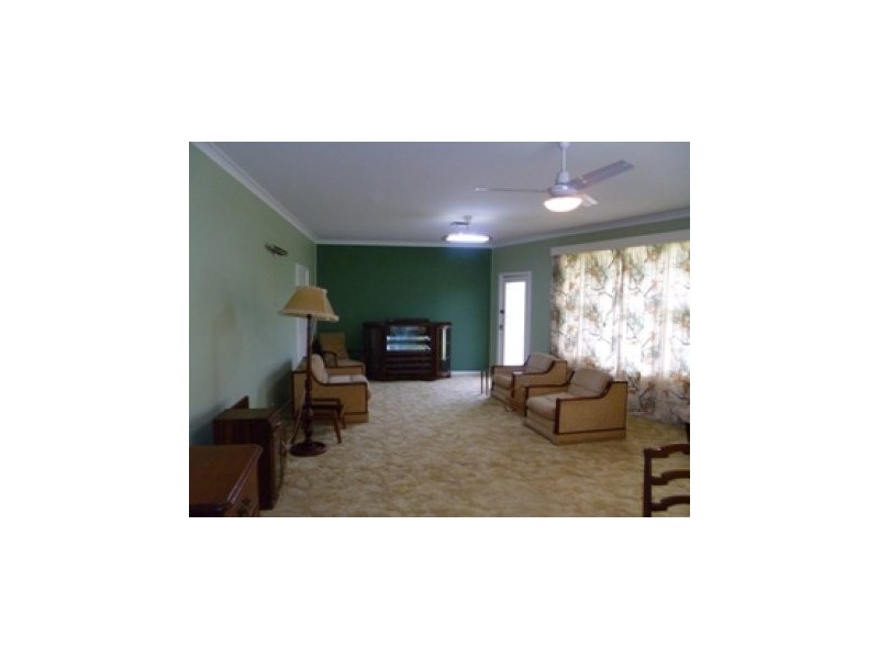 10 Warrow Road, Cummins SA 5631