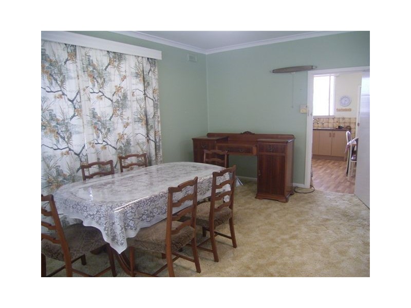 10 Warrow Road, Cummins SA 5631