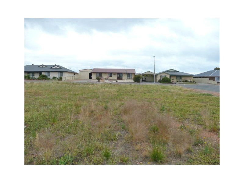 27 Lakin Crescent, Tumby Bay SA 5605