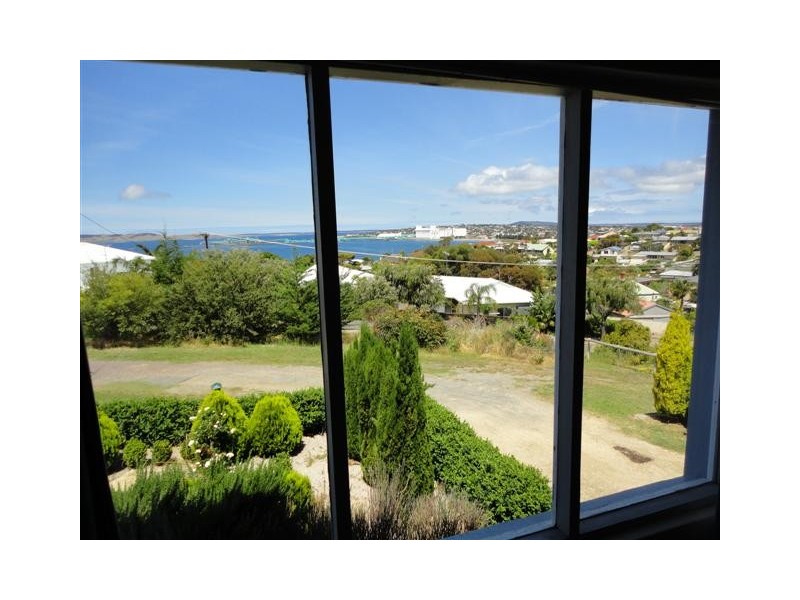 7 Gascony Crescent, Port Lincoln SA 5606