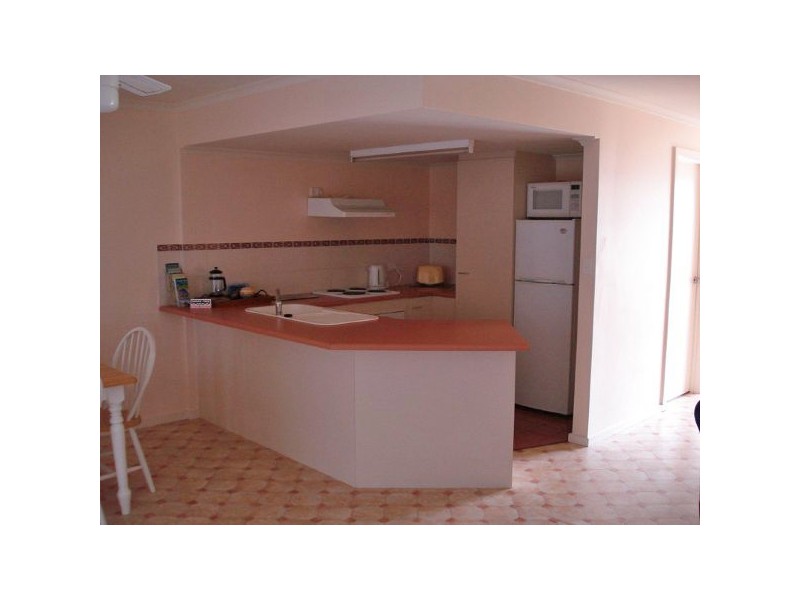 2/17 South Point Drive, Port Lincoln SA 5606