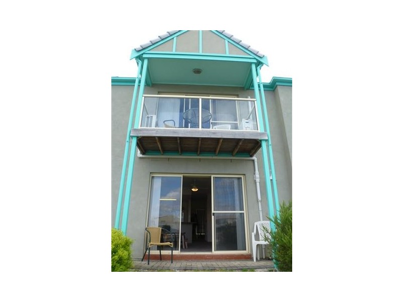 2/17 South Point Drive, Port Lincoln SA 5606