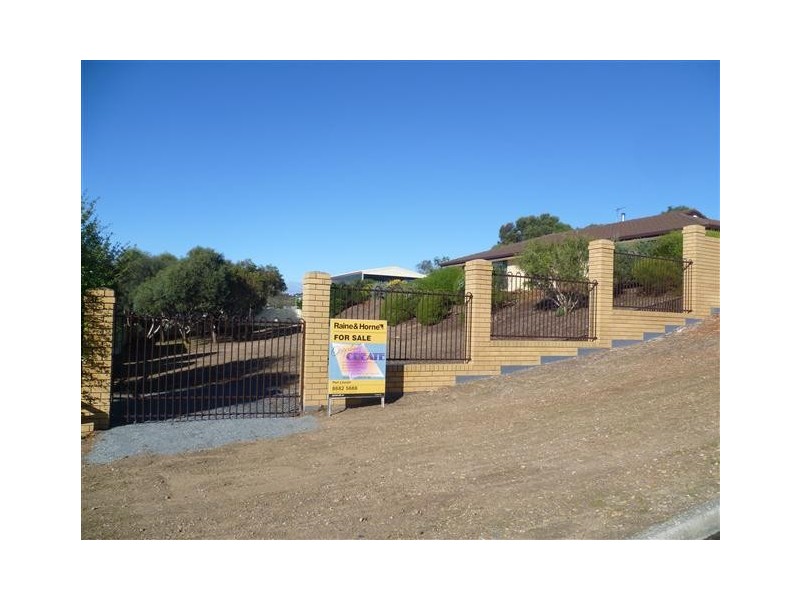 9 Flinders Avenue, Port Lincoln SA 5606