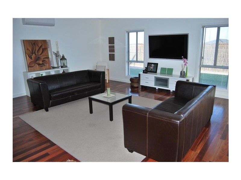 18 Windamere Crescent, Port Lincoln SA 5606