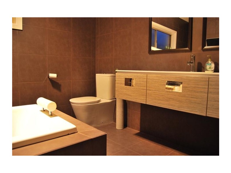 18 Windamere Crescent, Port Lincoln SA 5606