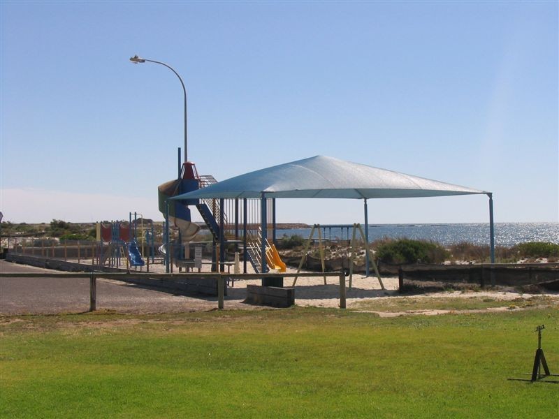 28 Ismailia Terrace, Arno Bay SA 5603