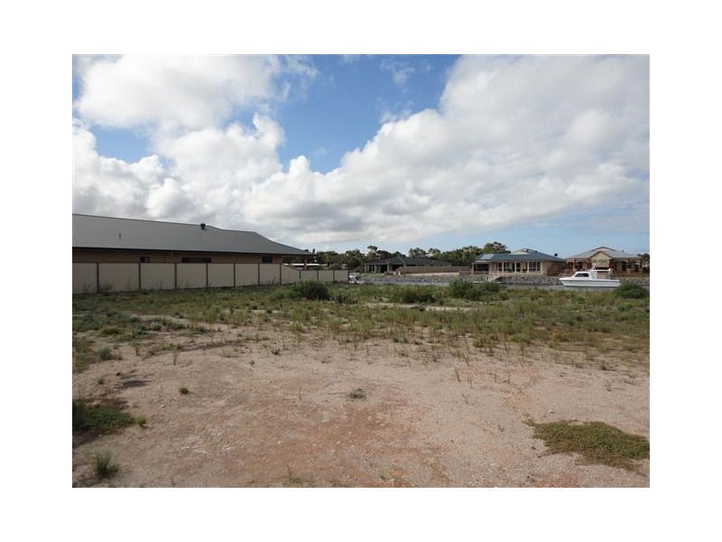 11 Graham Smelt Causeway, Tumby Bay SA 5605