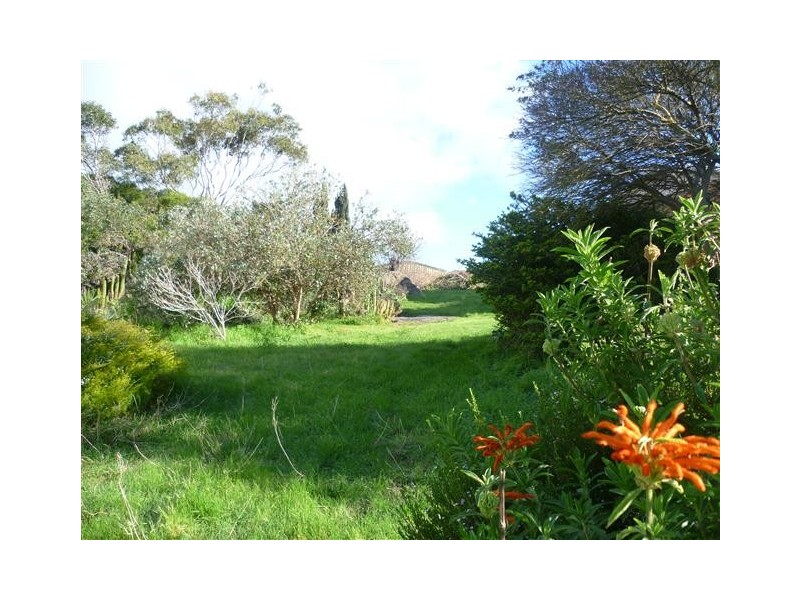4 Paringa Avenue, Port Lincoln SA 5606