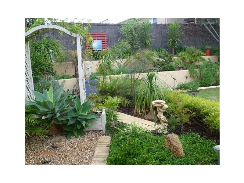 10 Calais Avenue, Port Lincoln SA 5606