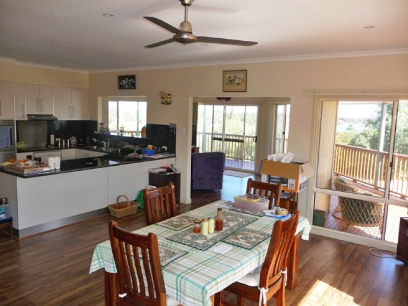2 Sophie Crescent, Coffin Bay SA 5607