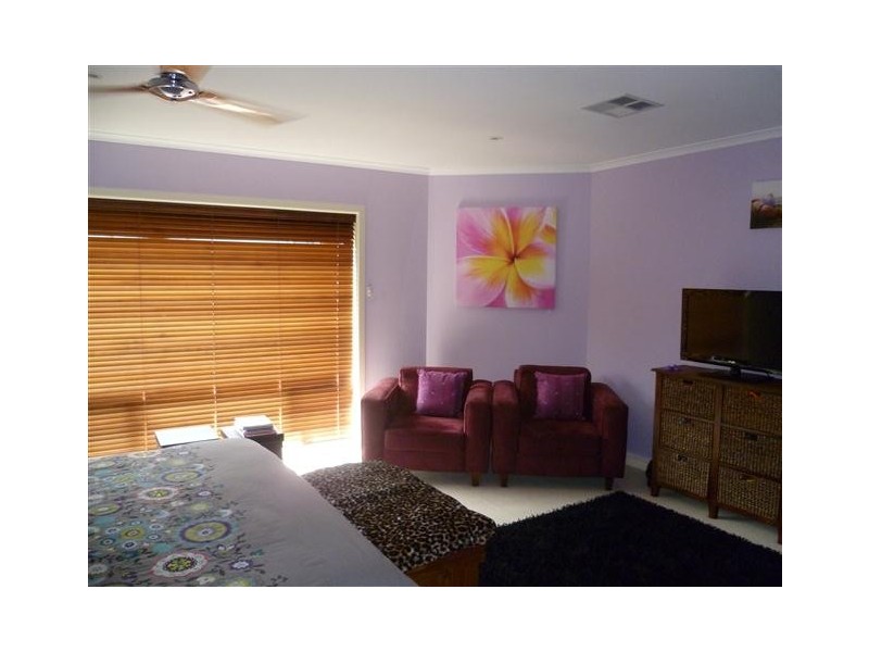 8 Calais Avenue, Port Lincoln SA 5606